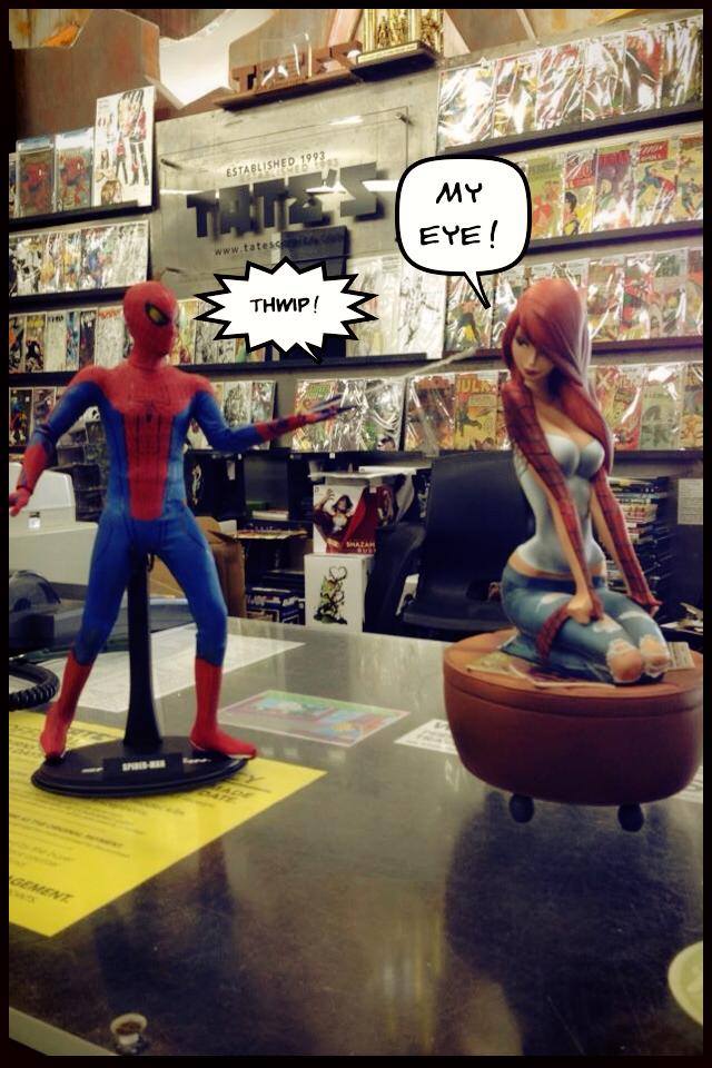 spiderman_statues